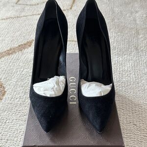 Gucci Suede Pumps Size 40
